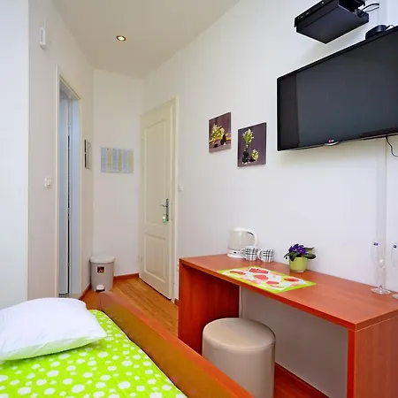 Capo Apartment *